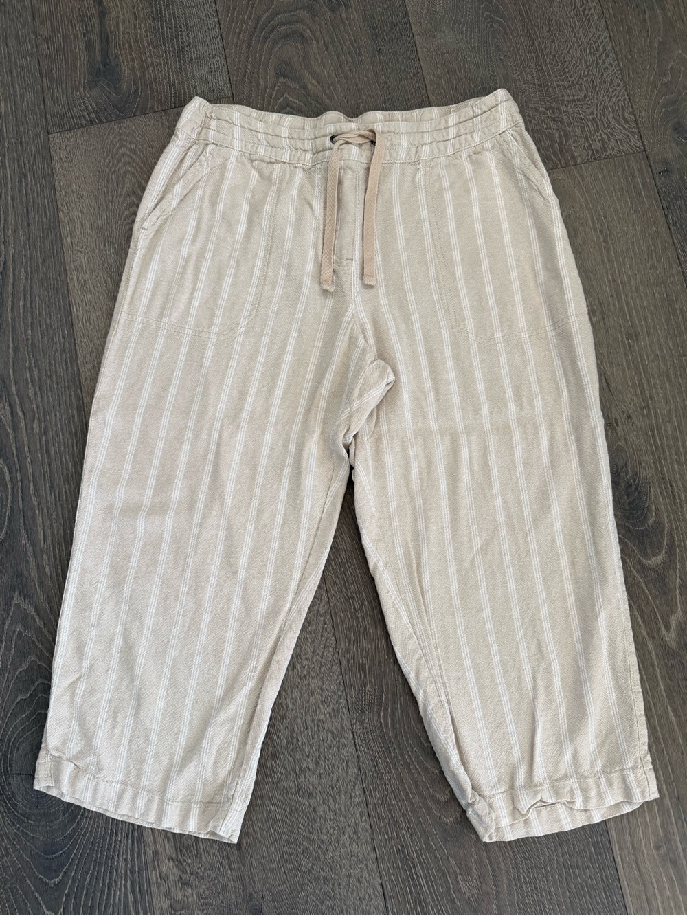Women's Cream Striped Pull-On Cropped Pants
